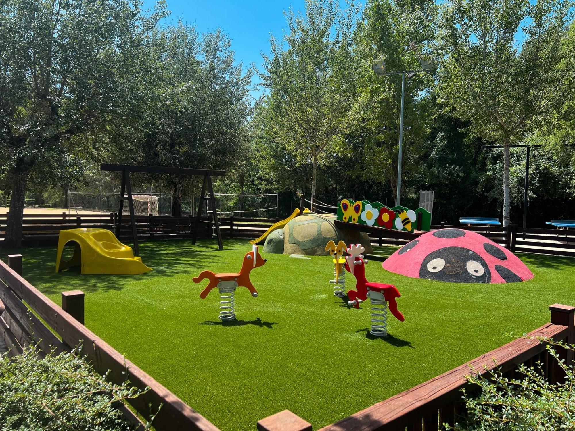 Camping Riera Merles Borredá Екстериор снимка
